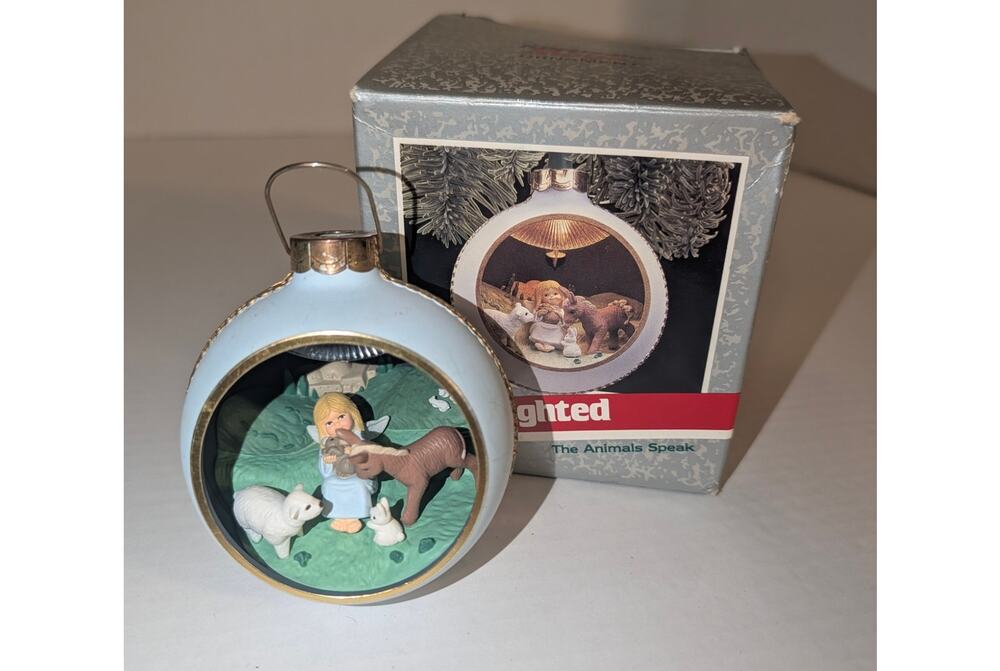 Vtg 1989 Hallmark Keepsake The Animals Speak Christmas Ornament Magic Lighted